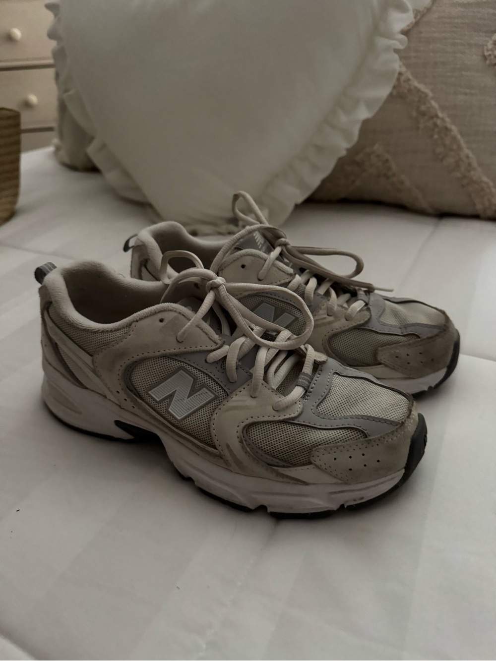 NEW BALANCE 530s